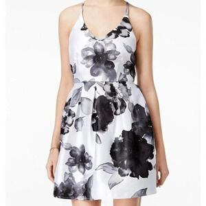 CRYSTAL DOLL MACYS Mini Dress Juniors Size 11 Black White Floral A-Line Cocktail